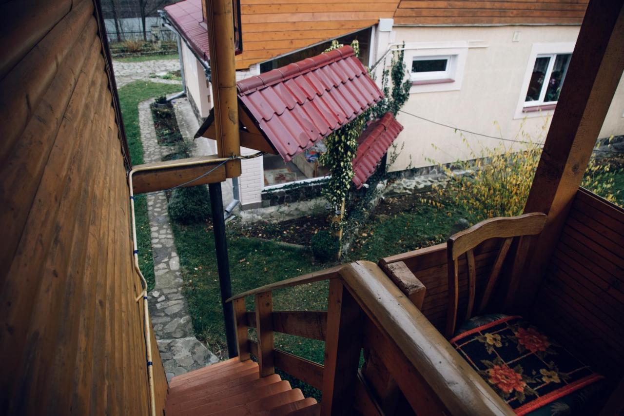Cottage Nezabudka Yaremche Exterior foto